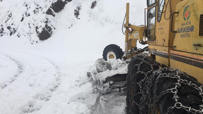 Malatya'da ulaşıma kapanan yollar ulaşıma açıldı